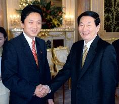 Zhu meets opposition leader Hatoyama